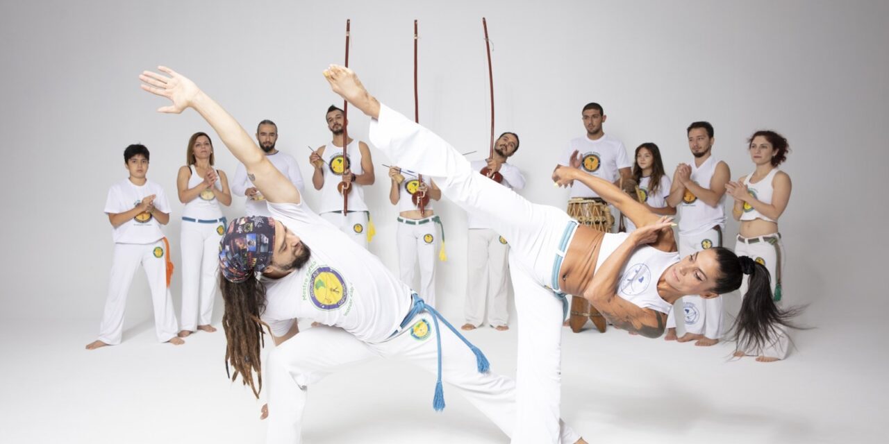 Lei Áurea: 13 de Maio de 1888 e o Fim da Escravidão nas Cantigas de Capoeira
